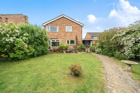 Click the photo for more details of Laurel Crescent, Grove, Oxfordshire, OX12