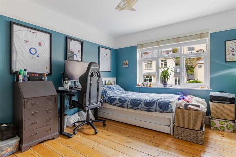 Images for Victoria Road, Dartmouth