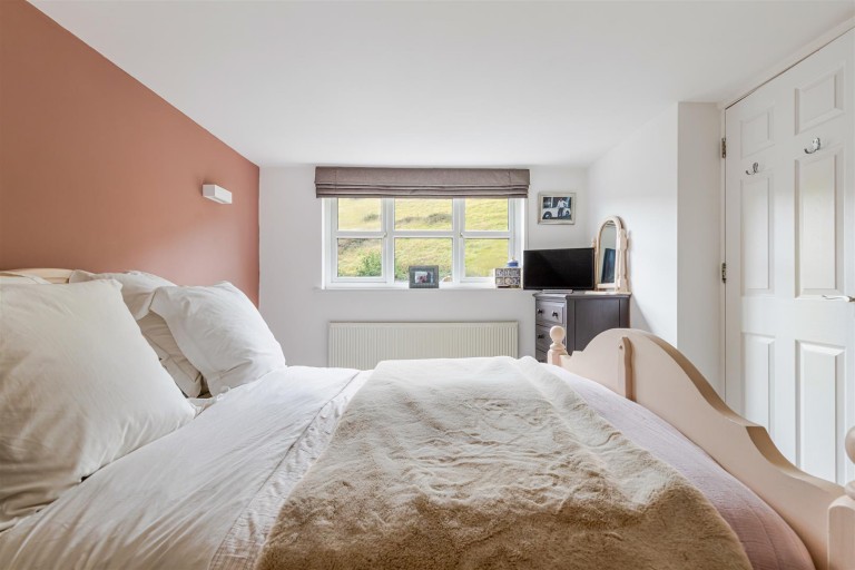 Images for Victoria Road, Dartmouth