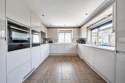 Images for Bridle Path, Brafield On The Green, Northampton