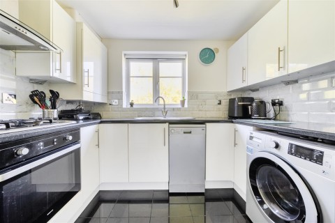 Click the photo for more details of St. Margarets Avenue, Wolston, Coventry, CV8