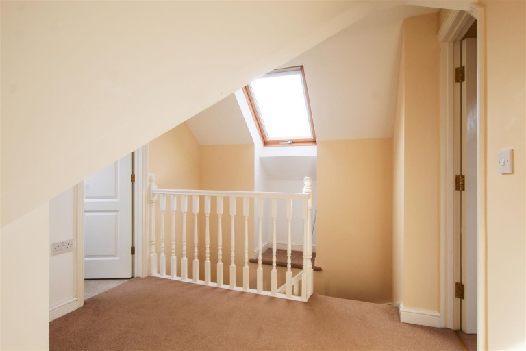 Images for High Street, Cheveley, Newmarket