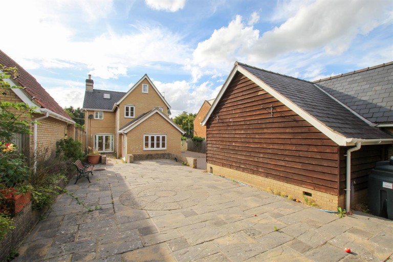 Images for High Street, Cheveley, Newmarket