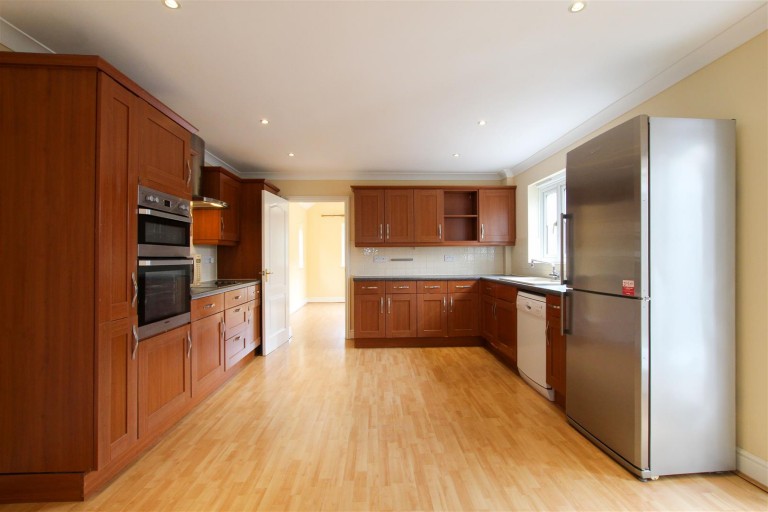 Images for High Street, Cheveley, Newmarket