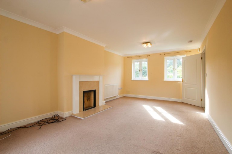 Images for High Street, Cheveley, Newmarket