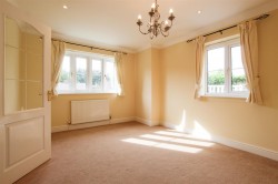 Images for High Street, Cheveley, Newmarket