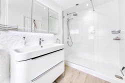 Images for Kingsfield Court, Beckingham, Lincoln