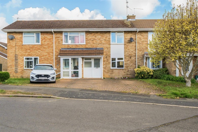 Click the photo for more details of Hesketh Road, Yardley Gobion, NN12