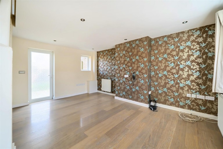 Images for Hesketh Road, Yardley Gobion, NN12