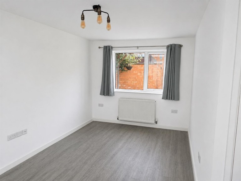 Images for Hunter Street, Rugby