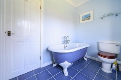 Images for Murswell Lane, Silverstone, NN12