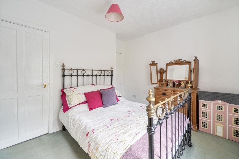 Images for Murswell Lane, Silverstone, NN12