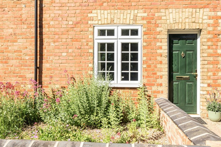 Images for Murswell Lane, Silverstone, NN12