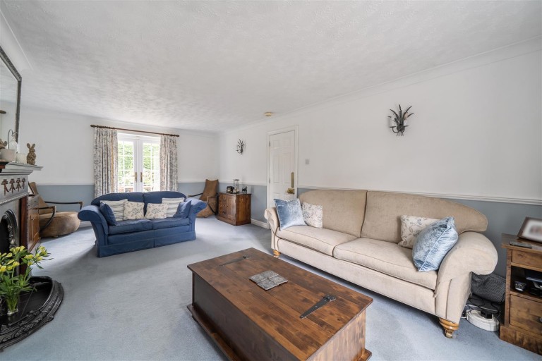 Images for Murswell Lane, Silverstone, NN12