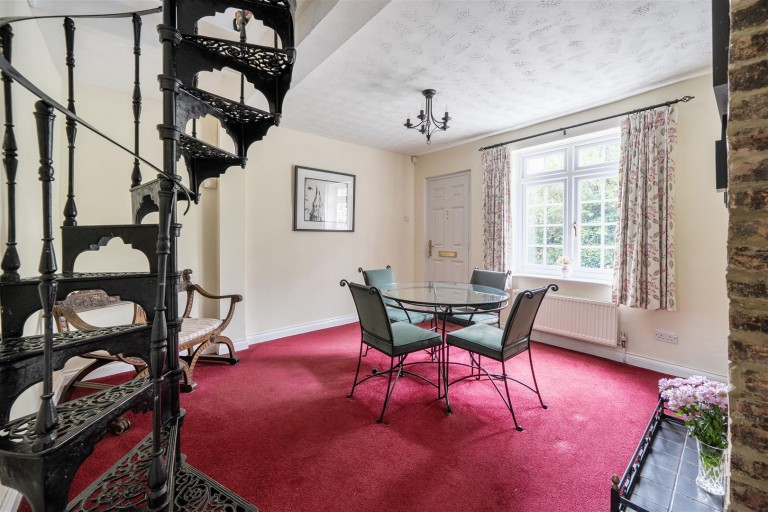 Images for Murswell Lane, Silverstone, NN12
