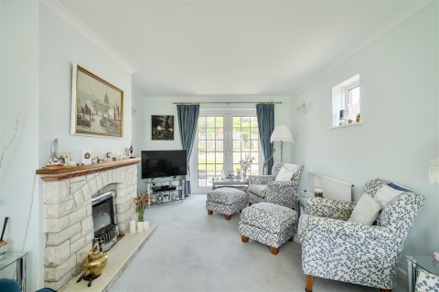 Click the photo for more details of Annings Lane, Burton Bradstock, Bridport