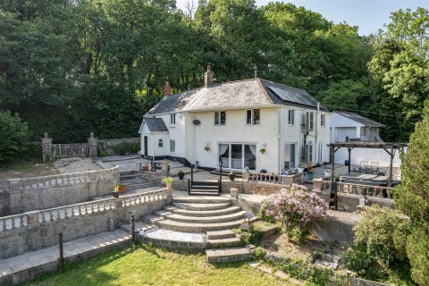 Hemyock, Cullompton