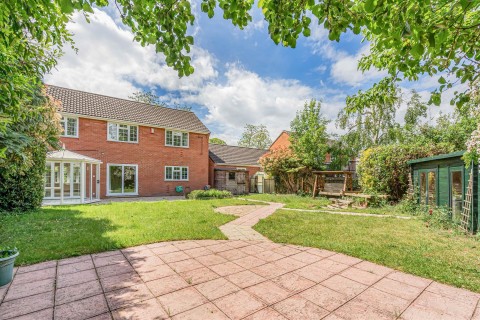 Click the photo for more details of St Albans, Fordham Road, Newmarket
