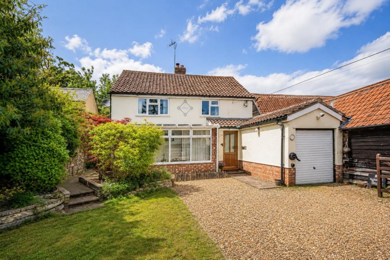 Images for Pear Tree Cottage, Hildersham, Cambridge