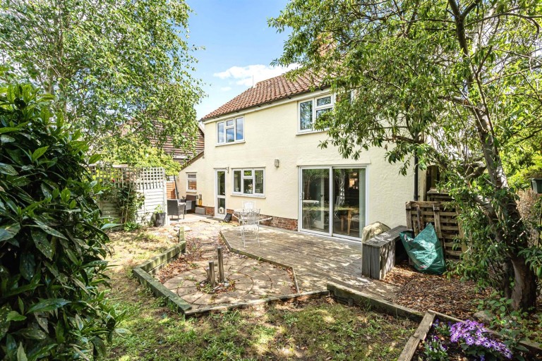 Images for Pear Tree Cottage, Hildersham, Cambridge