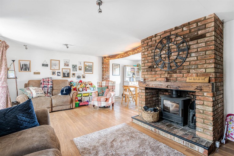 Images for Pear Tree Cottage, Hildersham, Cambridge