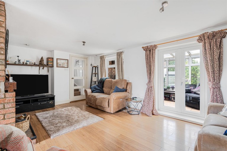 Images for Pear Tree Cottage, Hildersham, Cambridge