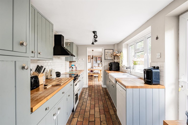 Images for Pear Tree Cottage, Hildersham, Cambridge
