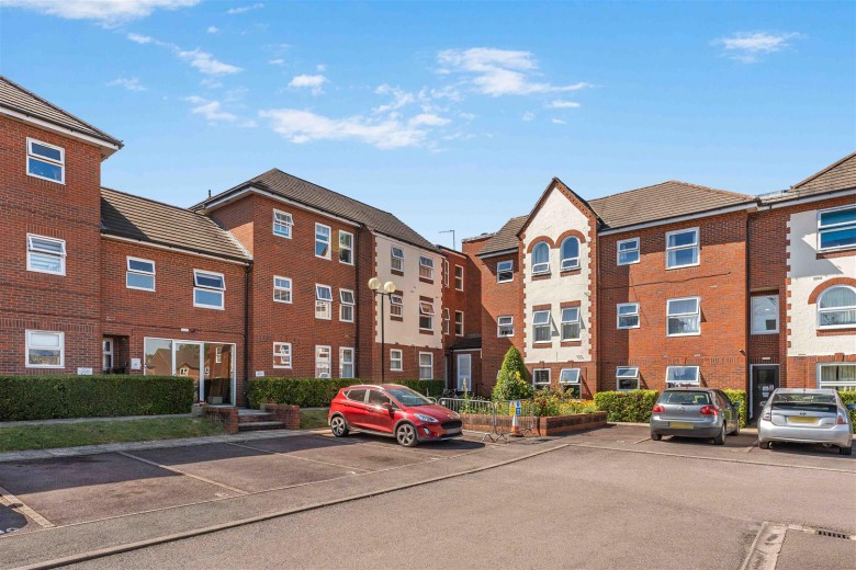 Click the photo for more details of Coopers Gate, Banbury