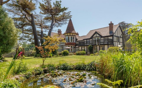 Click the photo for more details of Wootton Bridge, Isle Of Wight