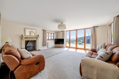 Click the photo for more details of Manston, Sturminster Newton, Dorset
