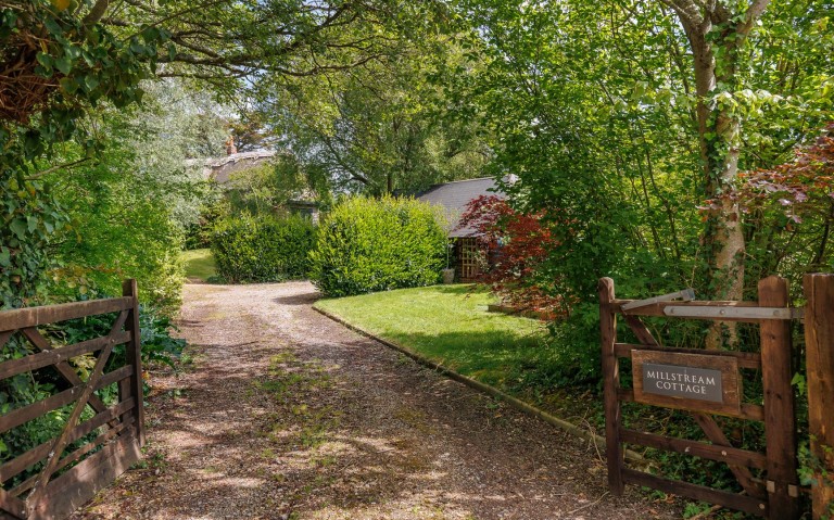 Images for Newbridge, Isle of Wight