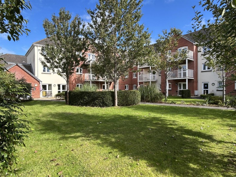 Click the photo for more details of Raleigh Mead, South Molton