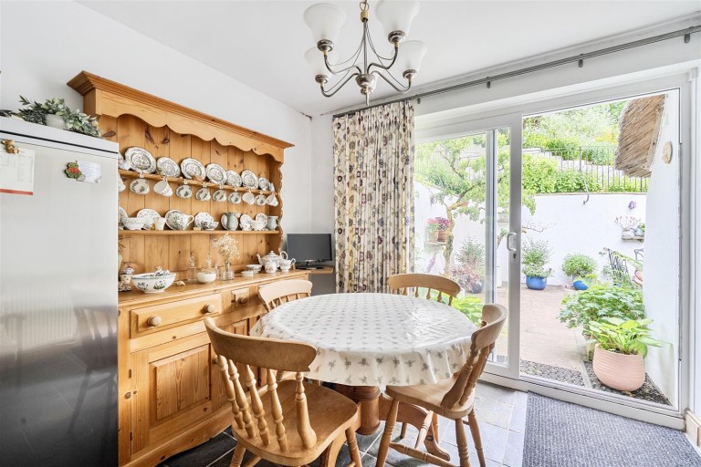 Images for High Street, Spetisbury, Blandford Forum