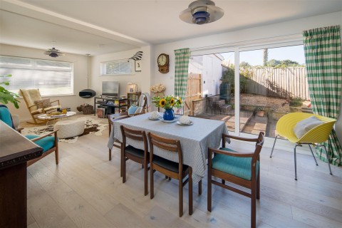Click the photo for more details of Totland Bay,Isle of Wight