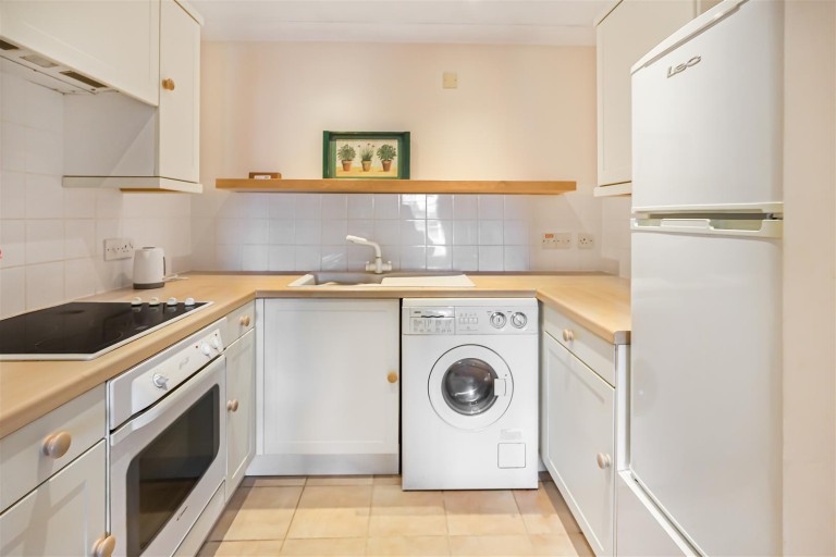 Images for Farmadne House, Saffron Walden