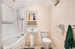 Images for Farmadne House, Saffron Walden