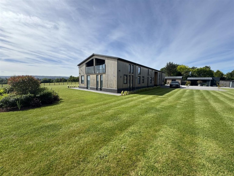 Images for Malthouses, Runnington, Wellington
