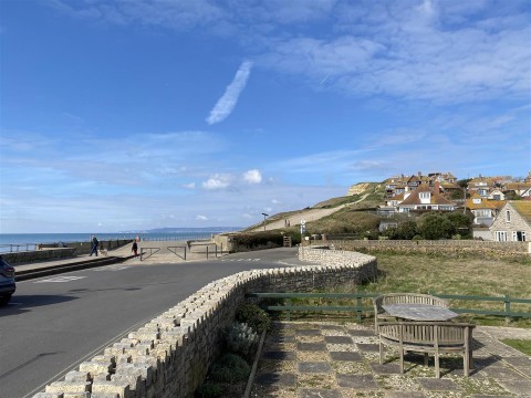 Click the photo for more details of Kingfisher Court, West Bay, Bridport