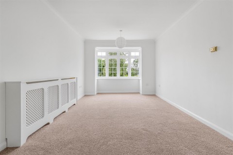 Click the photo for more details of Heath Road, Newmarket