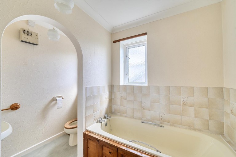 Images for Gardenside, Charmouth, Bridport