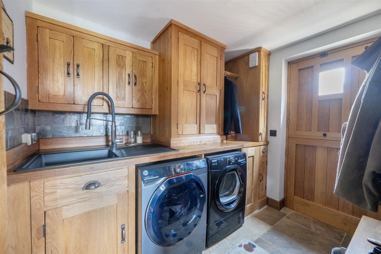 Images for Church End, Syresham, NN12