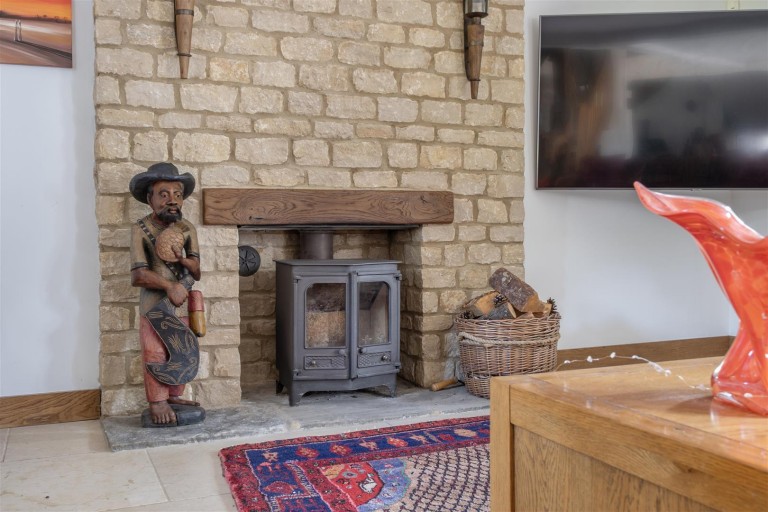 Images for Church End, Syresham, NN12