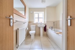 Images for Cross's Grange, Hartwell, NN7
