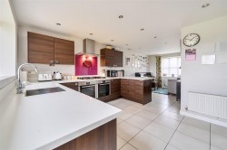 Images for Cross's Grange, Hartwell, NN7