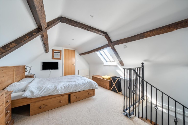 Images for White Horse Yard, Towcester, NN12