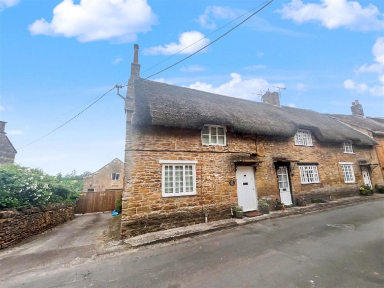 Click the photo for more details of Lower Odcombe, Yeovil, Somerset