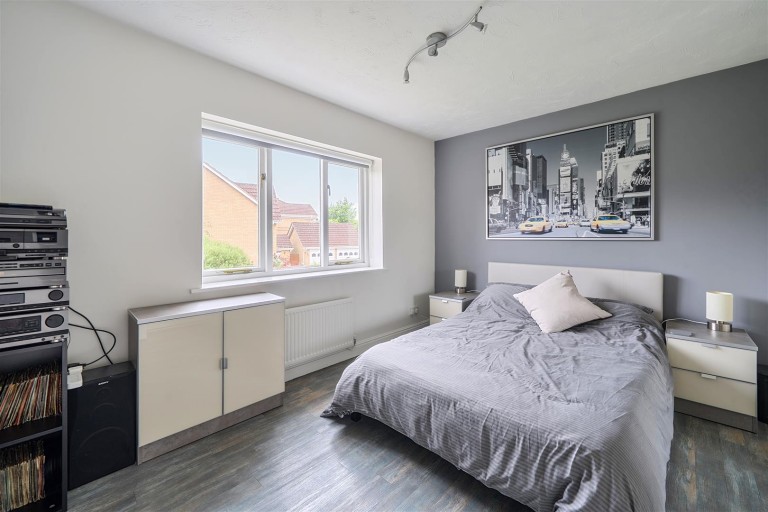 Images for Old Oak Drive, Silverstone, NN12