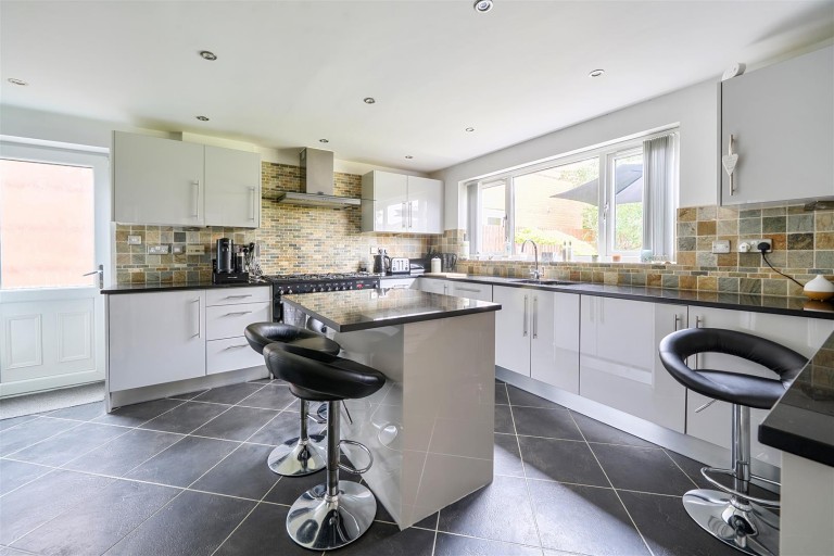 Images for Old Oak Drive, Silverstone, NN12