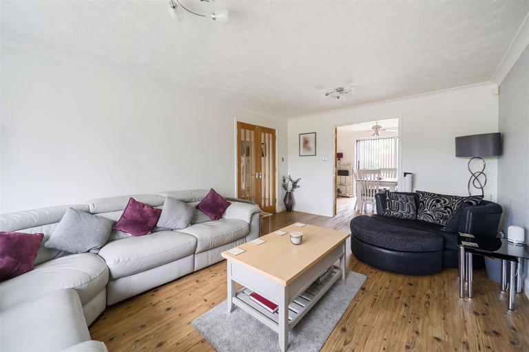 Images for Old Oak Drive, Silverstone, NN12