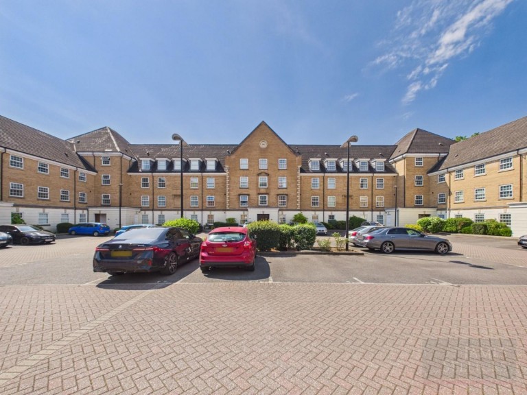 Images for Gynsills Hall, Stelle Way, Glenfield, Leicester